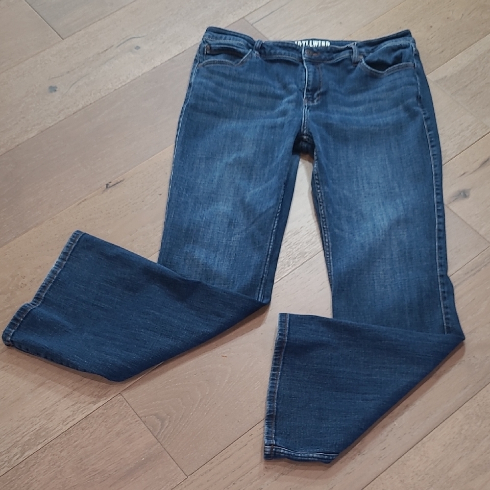 Idyllwind Jeans Women's sz 16 Mid Rise Flare Denim Jeans